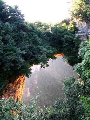 張家界、袁家界、天子山、武陵源二晚二日游